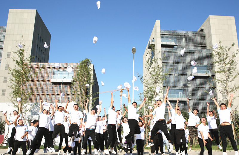 2019年7月1日，北京集团大学生入职培训，洋溢的青春在中天继续。